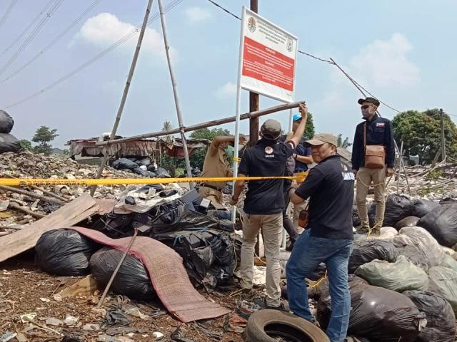 Tempat Pembuangan Sampah Bogor Disegel KLHK